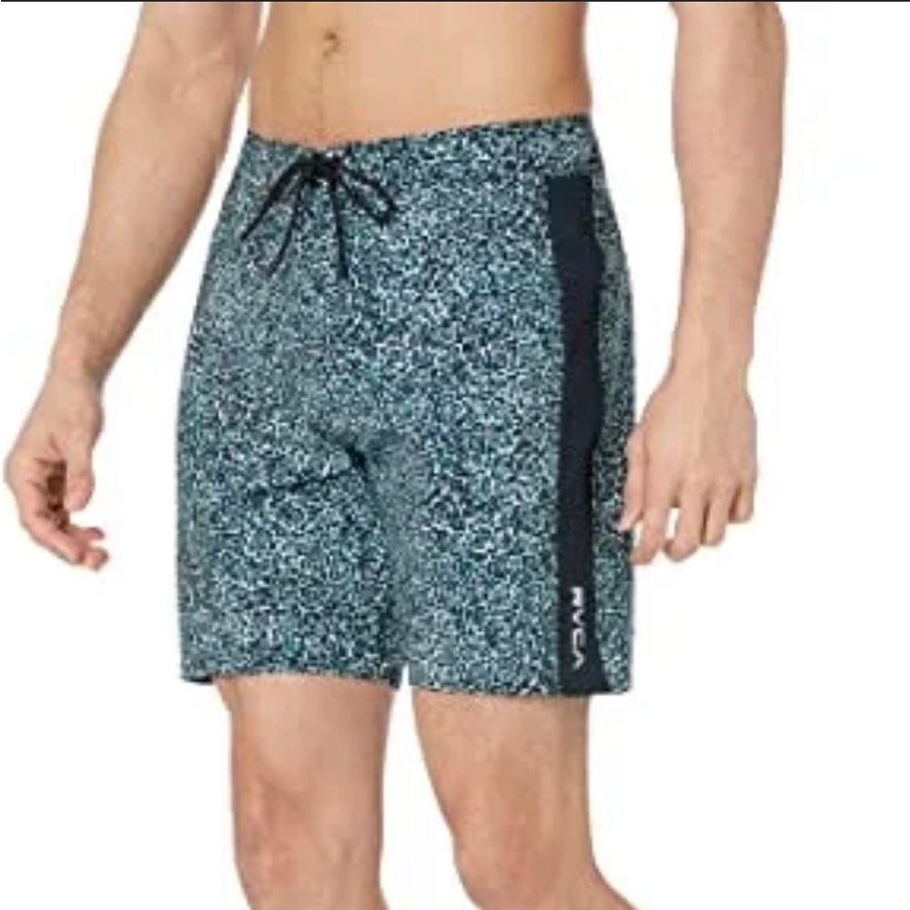RVCA Apex Boardshorts 18” like NEW
